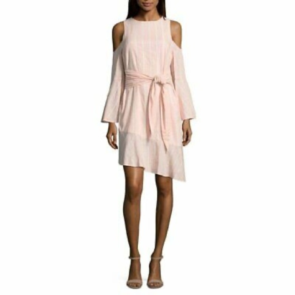 Belle and sky : blush white cold shoulder dress